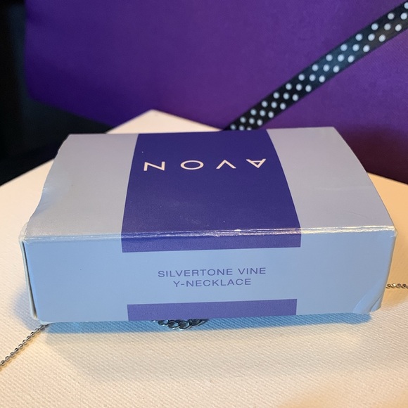 Avon Silvertone Vine Y-Necklace Vintage Earrings & Necklace Set - Picture 5 of 5